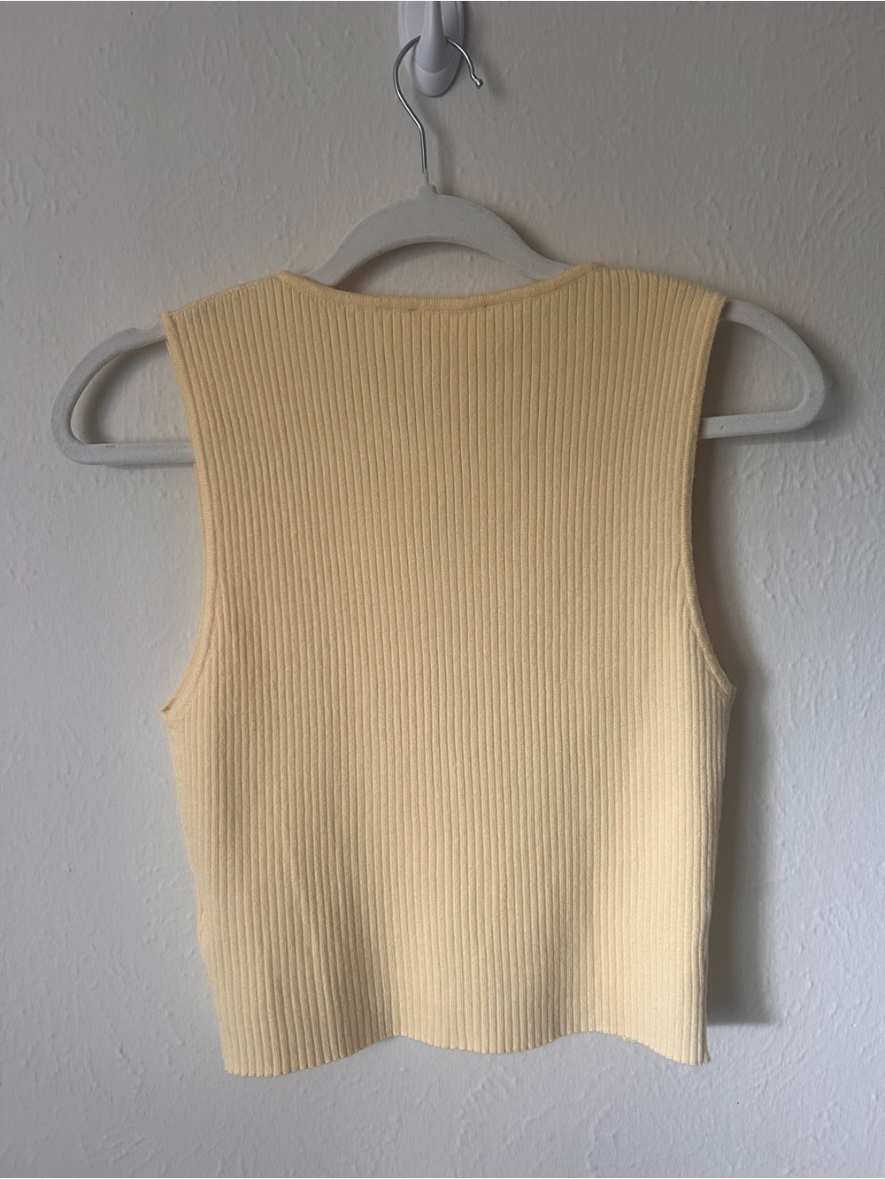 Le Lis Yellow Ribbon-Front Tank - Picture 3 of 3